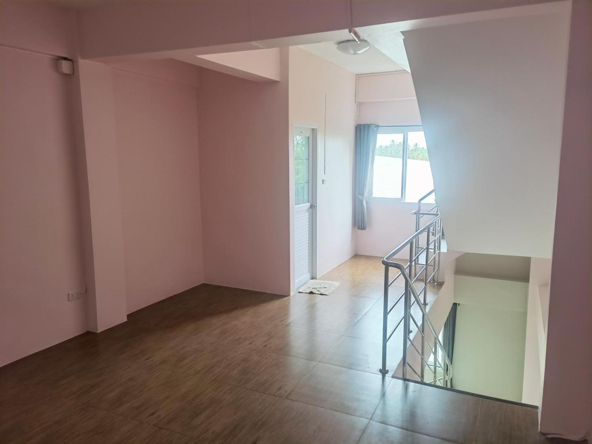 115 Townhouse Hotel Ban Khlong Krang Bagian luar foto